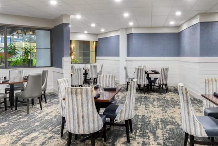 Wyndham Jacksonville Hotel & Conference Center