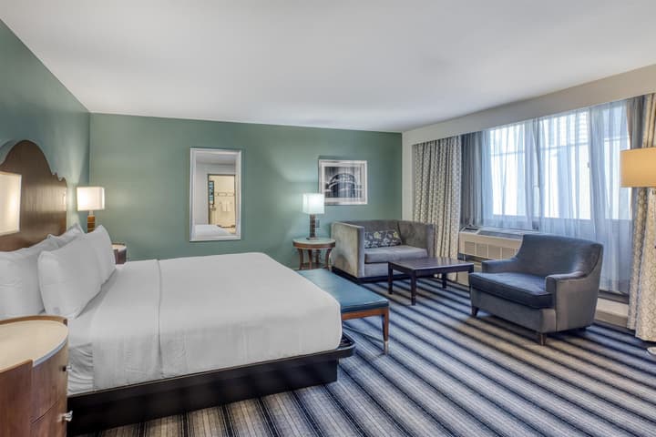 Best Western River North Hotel
