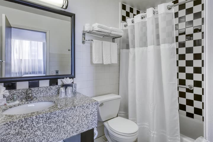 Best Western River North Hotel