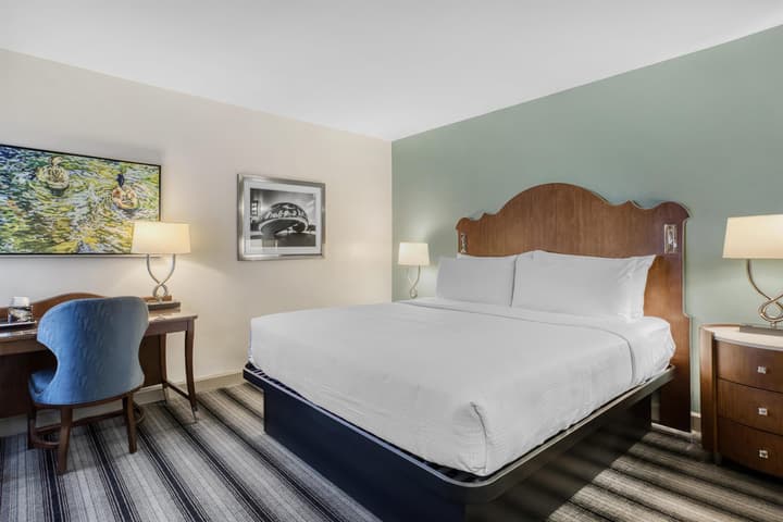 Best Western River North Hotel