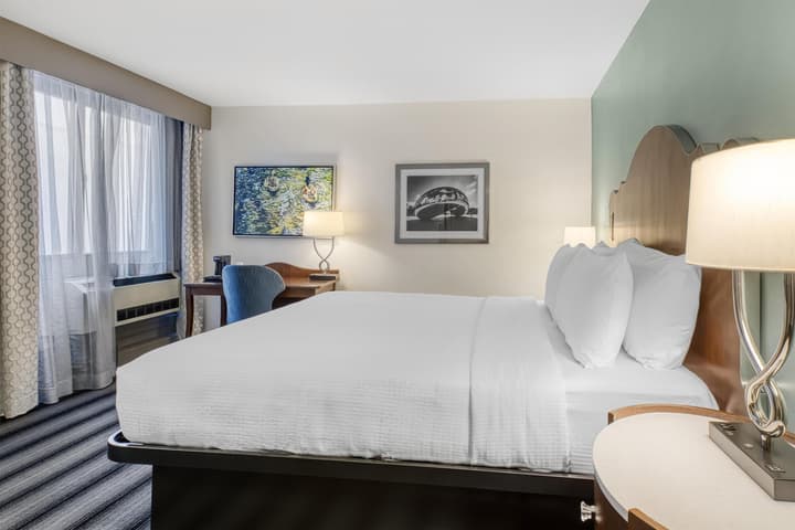 Best Western River North Hotel
