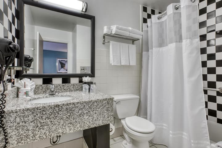 Best Western River North Hotel