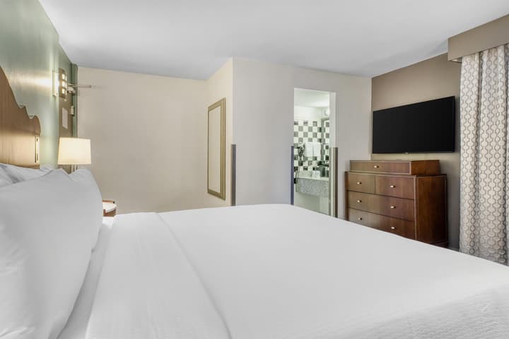 Best Western River North Hotel