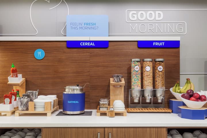 Holiday Inn Express Washington DC SW - Springfield by IHG