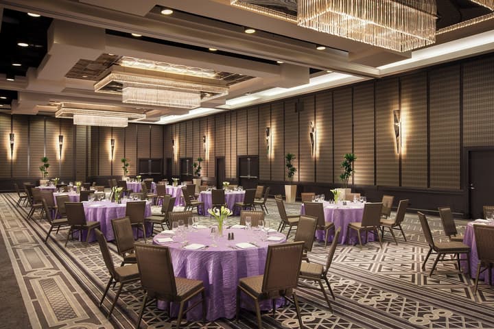 Sheraton Grand Los Angeles