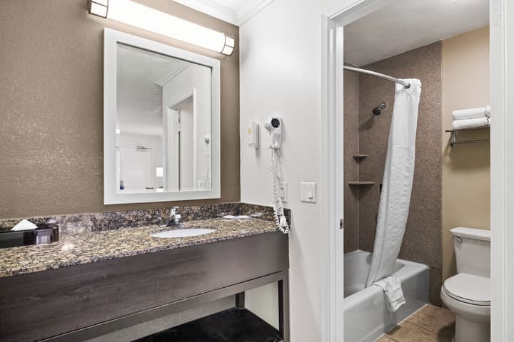 Comfort Inn Santa Cruz North