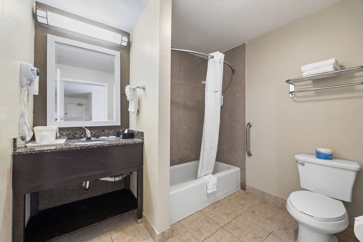 Comfort Inn Santa Cruz North