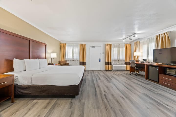 Comfort Inn Santa Cruz North