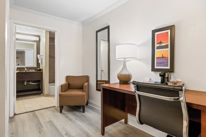 Comfort Inn Santa Cruz North