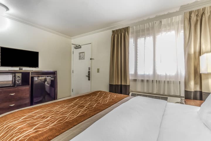 Comfort Inn Santa Cruz North