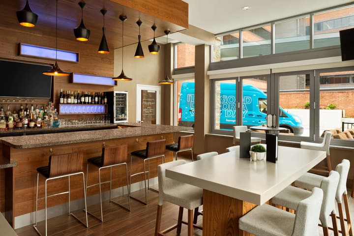 Hampton Inn & Suites Clayton/St. Louis-Galleria Area