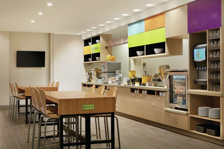 Home2 Suites by Hilton Williamsville Buffalo Airport