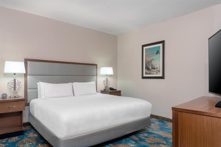 DoubleTree by Hilton Hotel West Palm Beach Airport