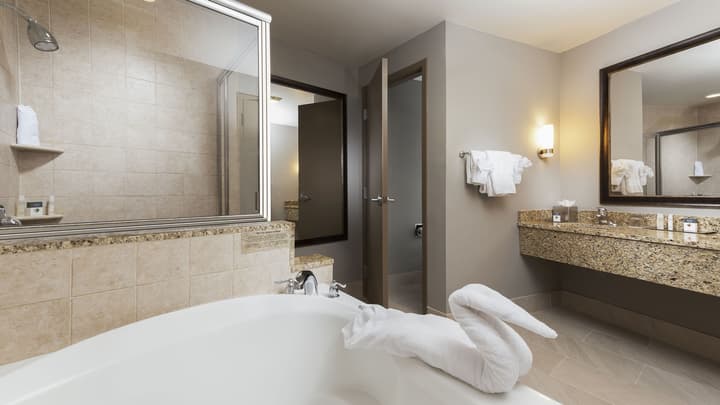 DoubleTree by Hilton Hotel West Palm Beach Airport