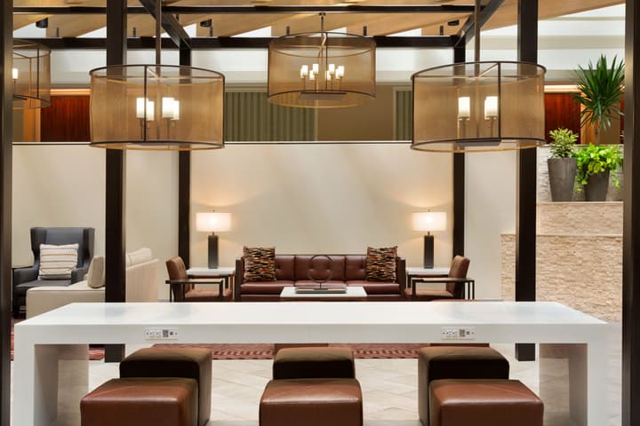 Embassy Suites by Hilton Austin Downtown South Congress
