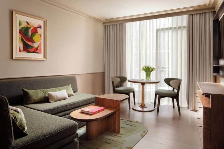 Montcalm Mayfair, Autograph Collection