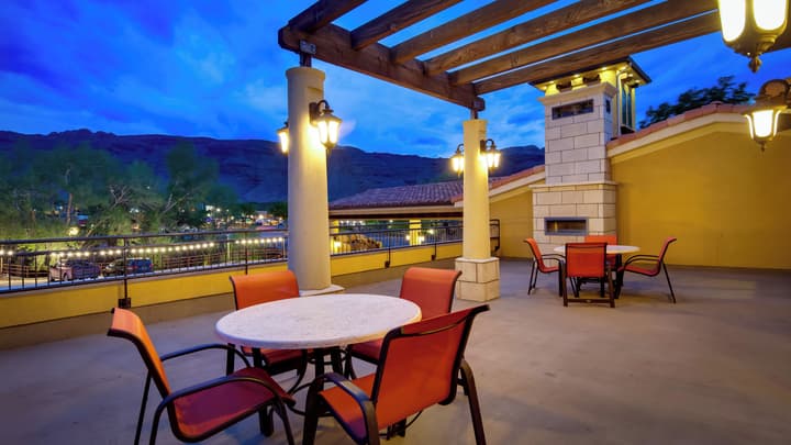 Best Western Plus Greenwell Inn