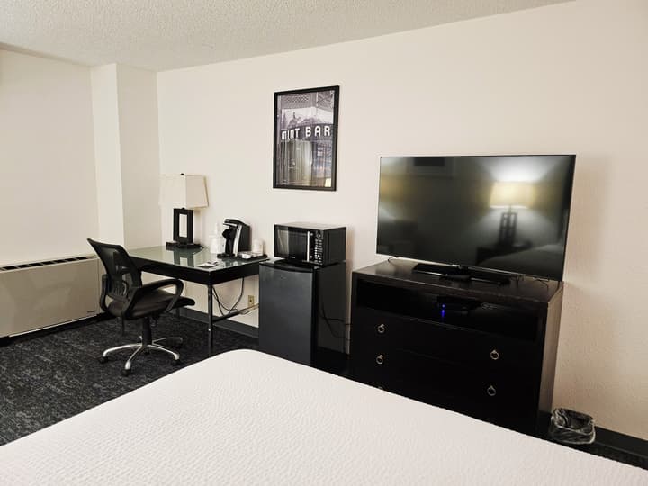 Ramada Plaza by Wyndham Sheridan Hotel & Convention Center