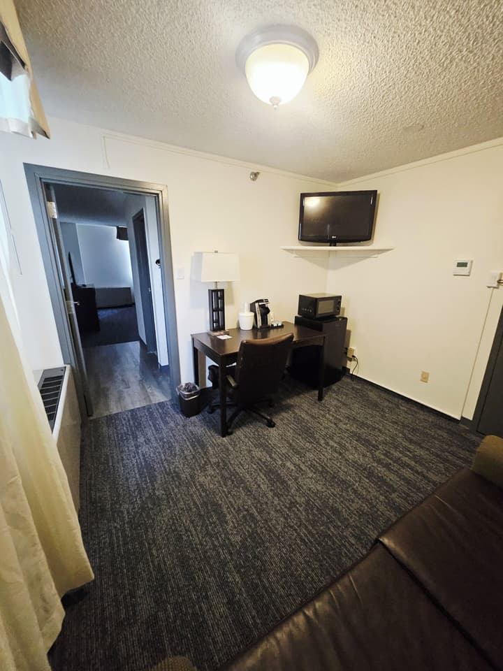 Ramada Plaza by Wyndham Sheridan Hotel & Convention Center