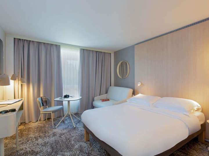 Hotel Novotel Aix en Provence Pont de l'Arc Fenouillères