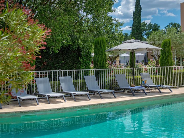 Hotel Novotel Aix en Provence Pont de l'Arc Fenouillères