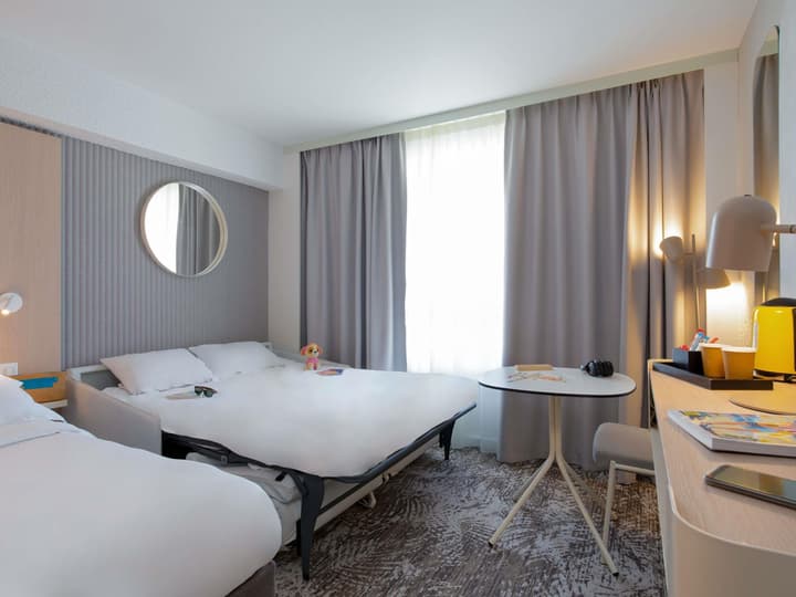 Hotel Novotel Aix en Provence Pont de l'Arc Fenouillères