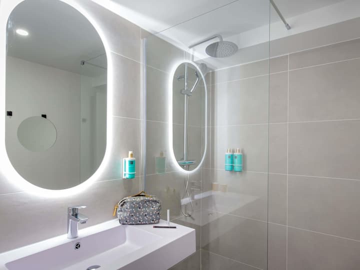 Hotel Novotel Aix en Provence Pont de l'Arc Fenouillères