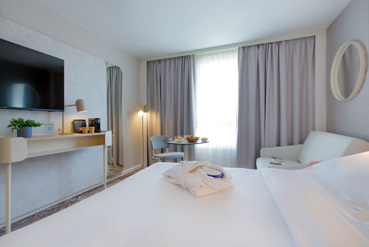 Hotel Novotel Aix en Provence Pont de l'Arc Fenouillères