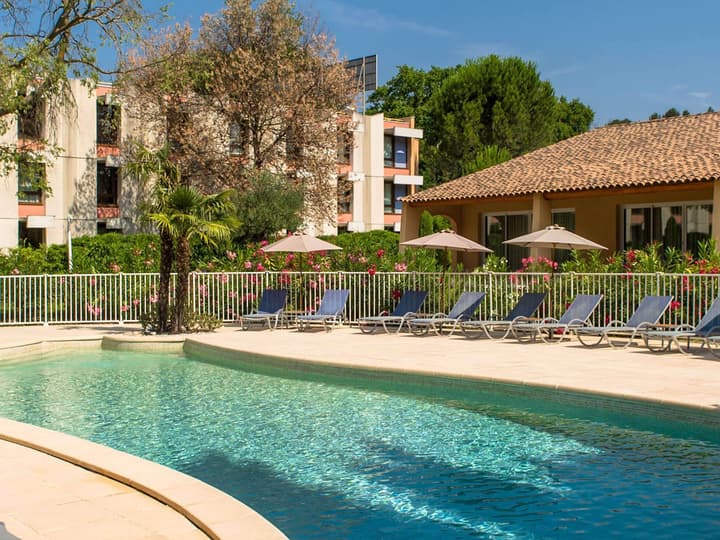 Hotel Novotel Aix en Provence Pont de l'Arc Fenouillères