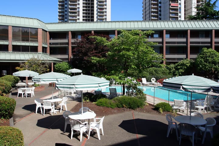 University Place Hotel & Conference Center