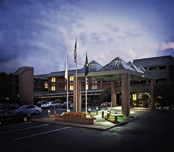 University Place Hotel & Conference Center