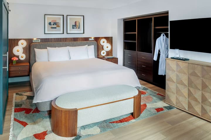The Fifty Sonesta Hotel New York