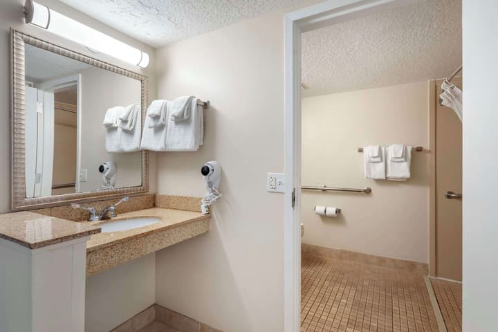 Best Western Cocoa Beach - Port Canaveral