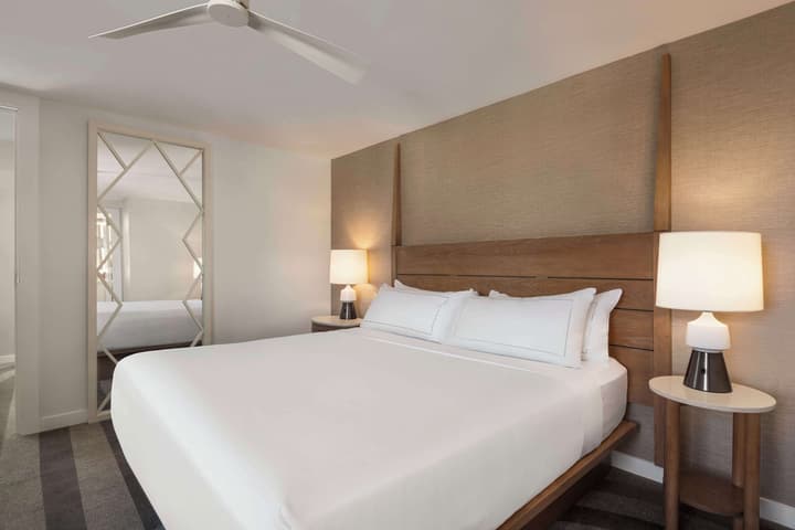 Hilton Cabana Miami Beach Resort