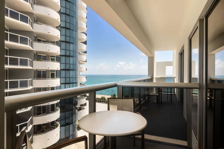 Hilton Cabana Miami Beach Resort
