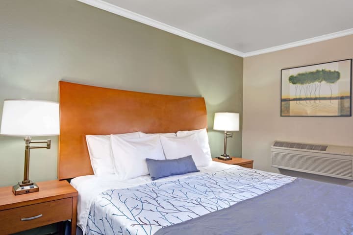 Days Inn by Wyndham San Jose