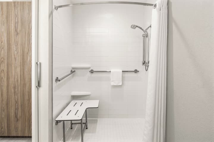 Crowne Plaza Orlando - Lake Buena Vista  by IHG