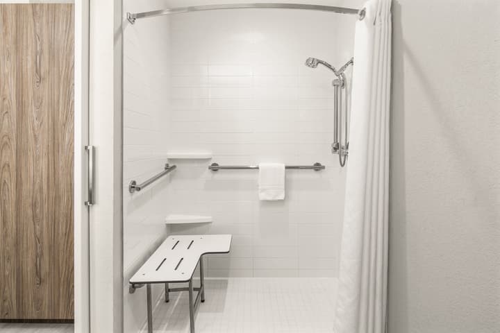 Crowne Plaza Orlando - Lake Buena Vista  by IHG