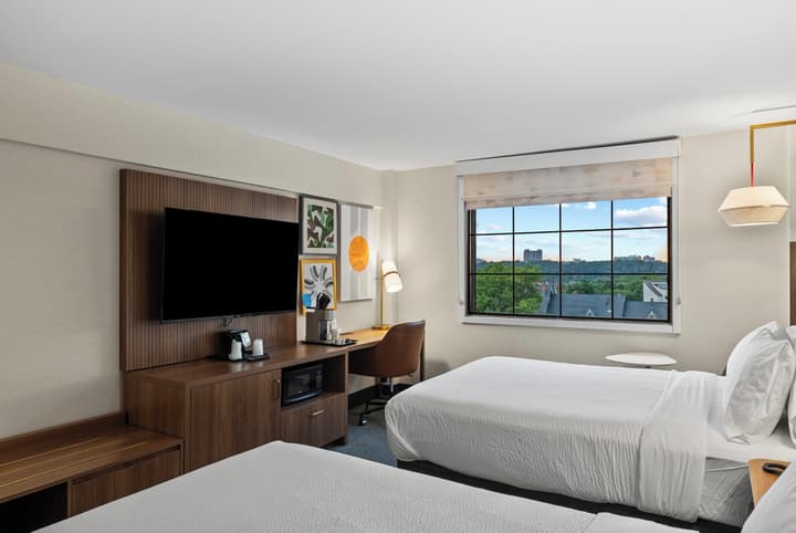 Holiday Inn Niagara Falls State Park Entry by IHG