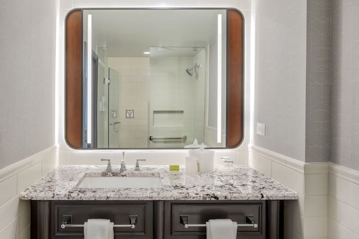 Le Meridien Washington, D.C., The Madison