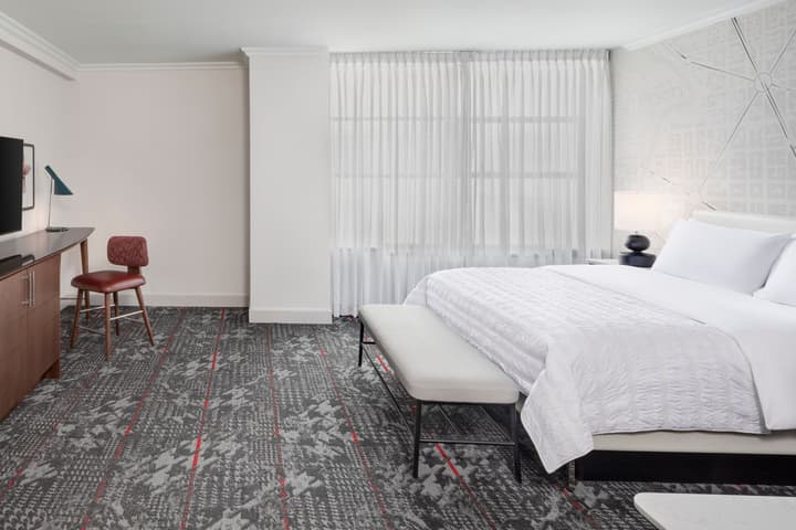 Le Meridien Washington, D.C., The Madison