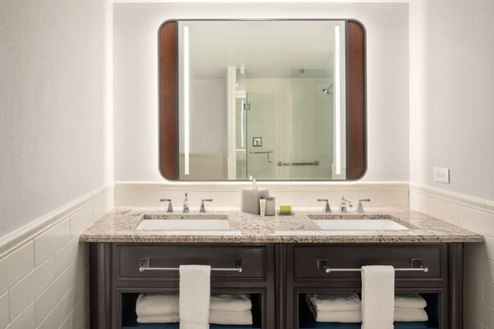 Le Meridien Washington, D.C., The Madison