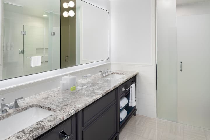 Le Meridien Washington, D.C., The Madison