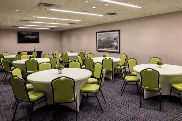 Holiday Inn Express Salt Lake City Downtown by IHG