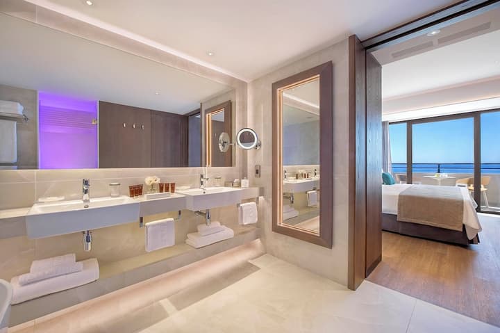 Amathus Beach Hotel Limassol