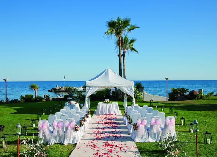 Amathus Beach Hotel Limassol