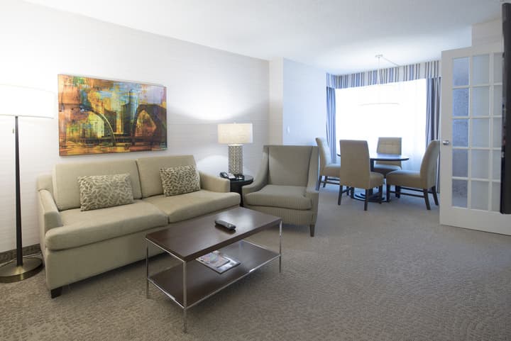 Cambridge Suites Toronto