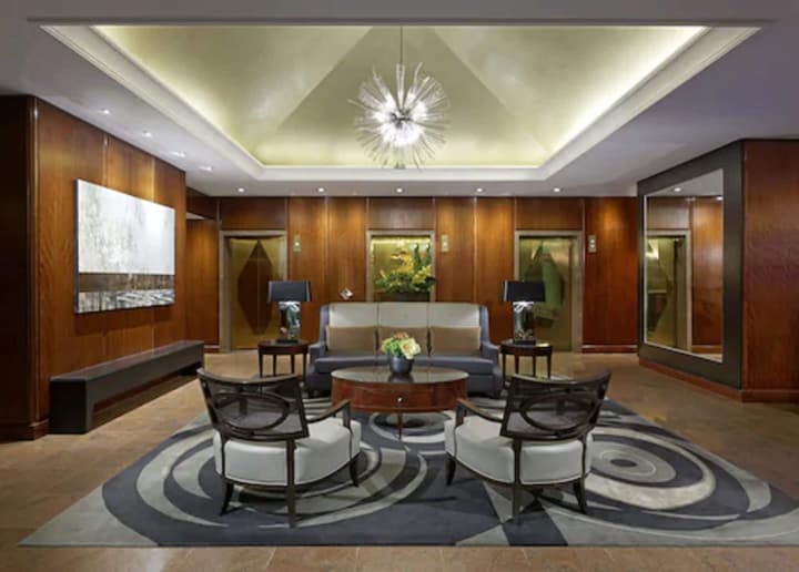 Cambridge Suites Toronto