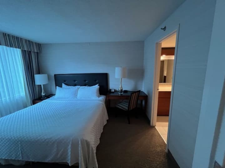 Cambridge Suites Toronto