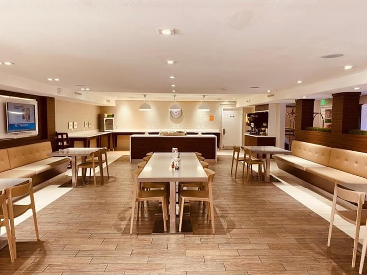Quality Inn & Suites By the Parks